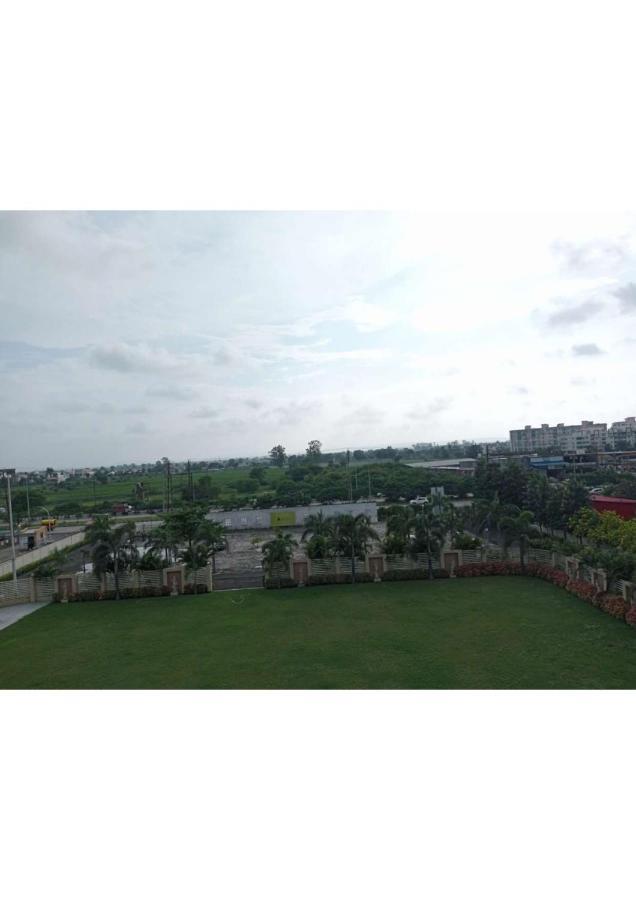 The Celestial Park, Bhopal Ξενοδοχείο Εξωτερικό φωτογραφία
